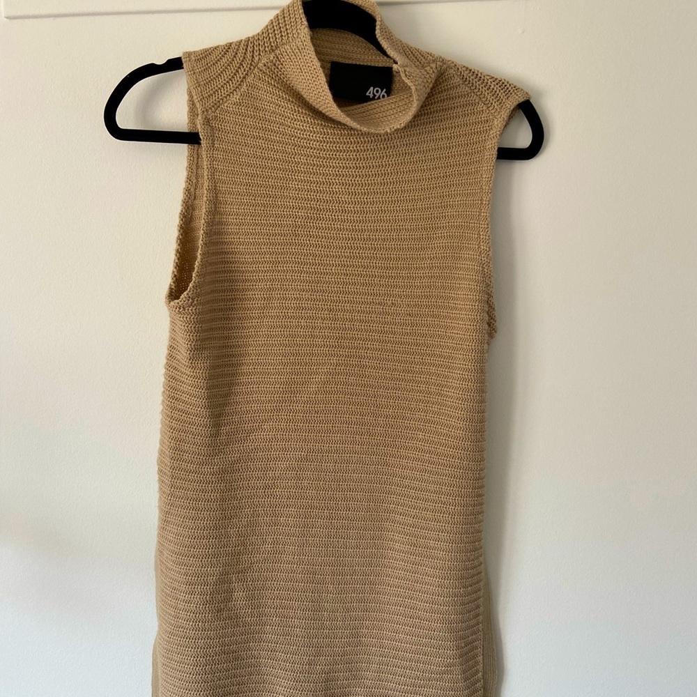 Women’s Tan Mendocino Sweater Vest with Side Slit, Medium